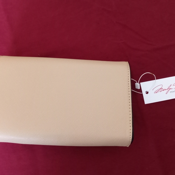 Marilyn Monroe Clutch - Picture 2 of 2